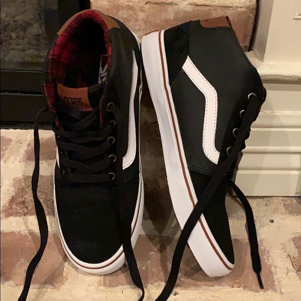 Mid Lumberjack Vans